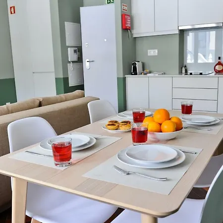 Appartement Cosmopolitan Comfort In 4a- By Misha's Place *