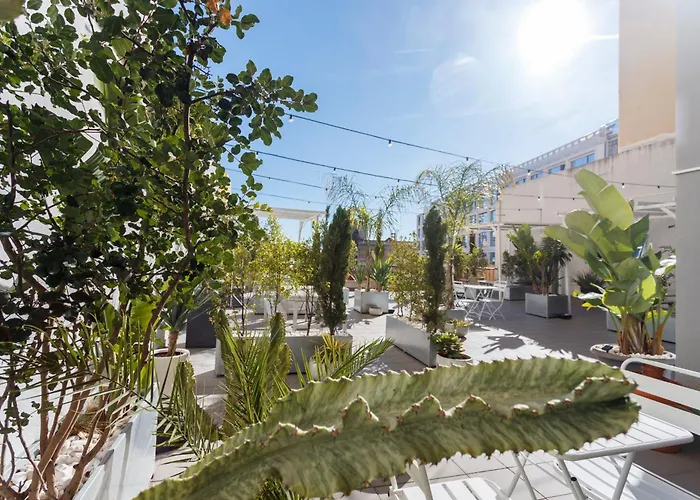 Cosmopolitan Comfort In 4a- By Misha's Place Διαμέρισμα Lisboa